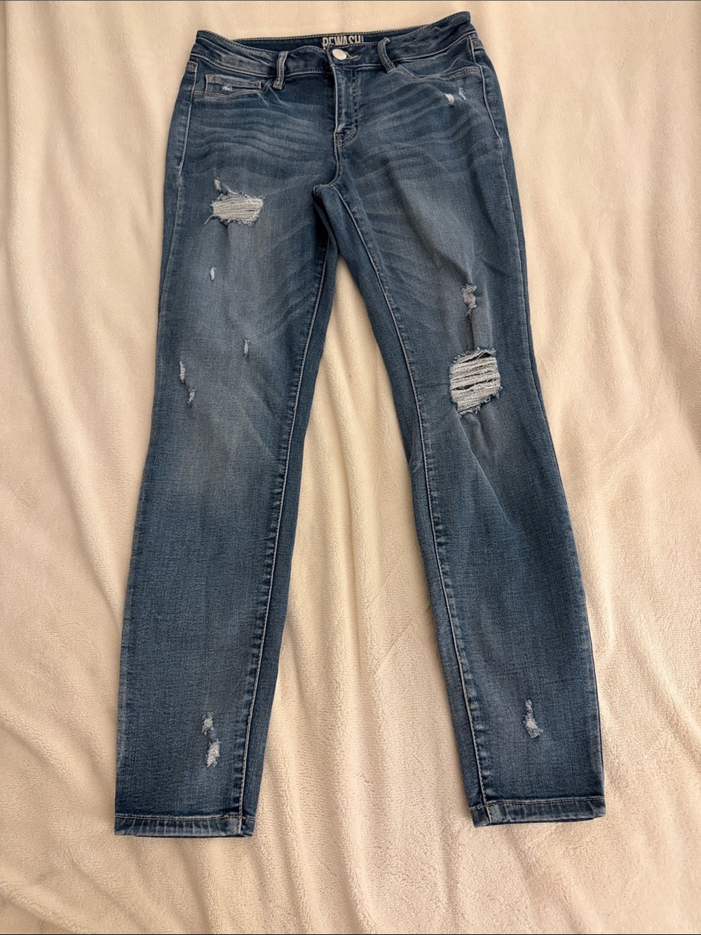 Distressed Dark Blue Women's Skinny Jeans